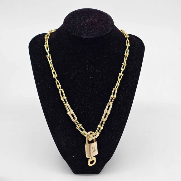 Authentic Louis Vuitton Lock&Key w/unbranded 925 Pure Silver/Goldplated Necklace - Picture 1 of 16
